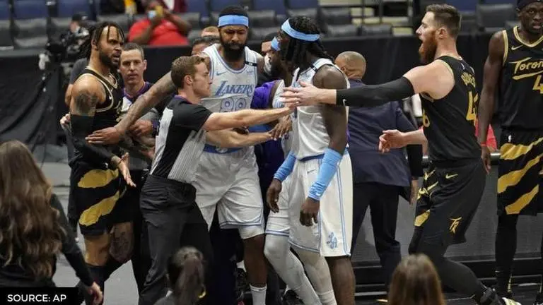 Lakers' Montrezl Harrell on having BEEF with anyone out of Lakers jersey after Raptors row Lakers