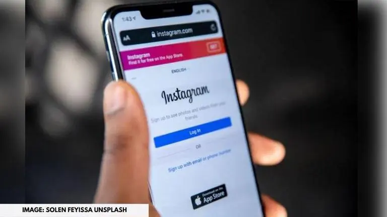 Instagram reels ads to appear in between reels to help brands reach new customers Instagram reels ads