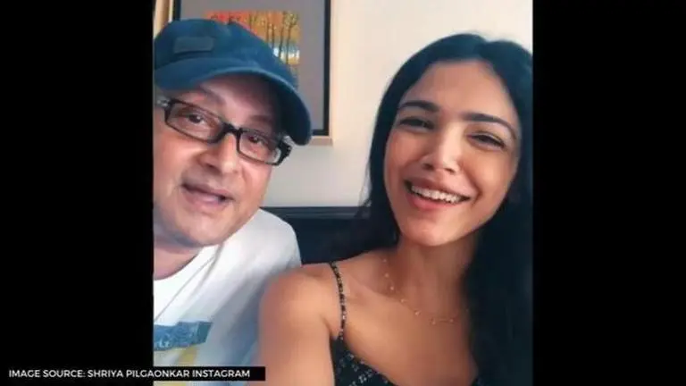Shriya Pilgaonkar shares singing video with her father Sachin Pilgaonkar; Watch here Shriya Pilgaonkar