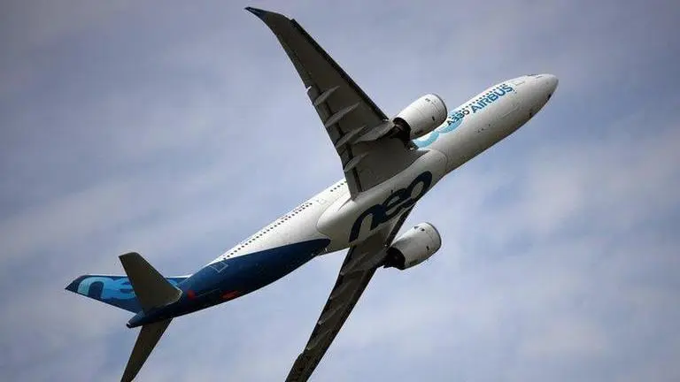 France announces $16.9 billion in aid to aviation industry