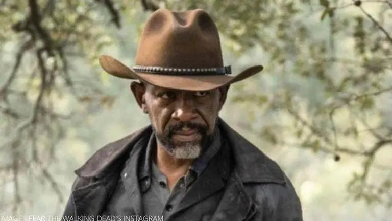 Does Morgan die in Fear 'The Walking Dead' season 6? Who saves him after he's shot? does morgan die in fear the walking dead season 6