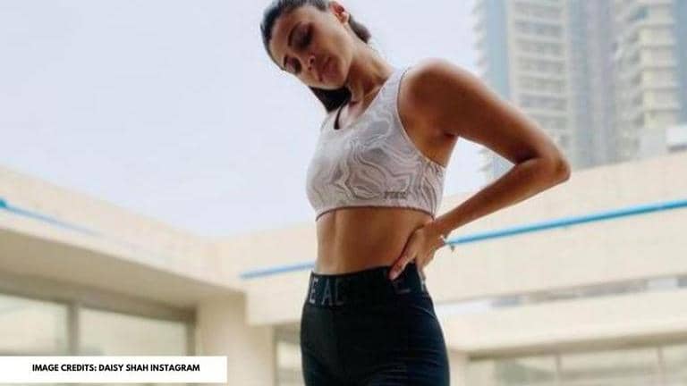 Daisy Shah aces the handstand as she motivates her fans that 'you being ...