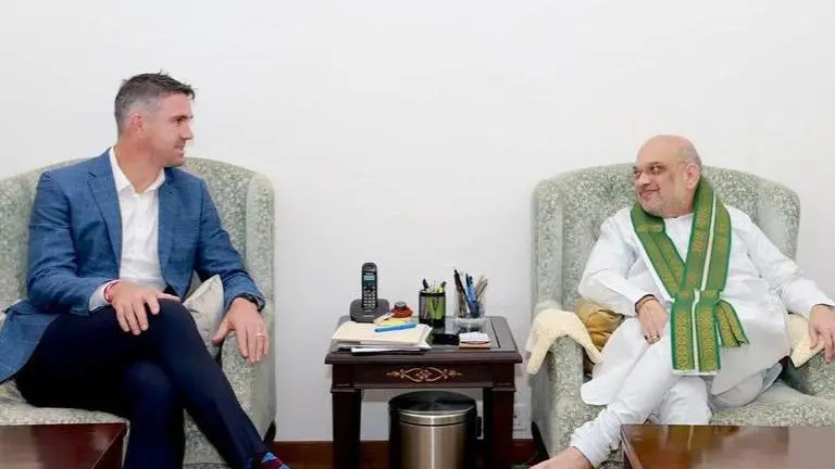Kevin Pietersen meets Home Minister Amit Shah, calls him 'kind, caring and inspirational' Kevin Pietersen