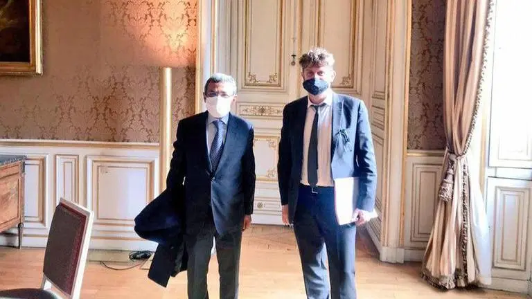 Indian envoy holds meeting with French diplomats to discuss multilateralism, cybersecurity Indian