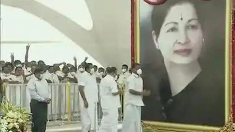 Jayalalithaa memorial inaugurated in TN by CM EPS