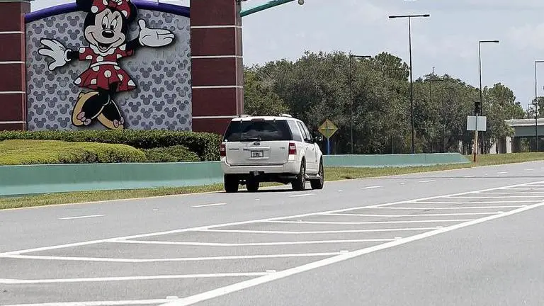 Actors back at Disney World after deal reached with union