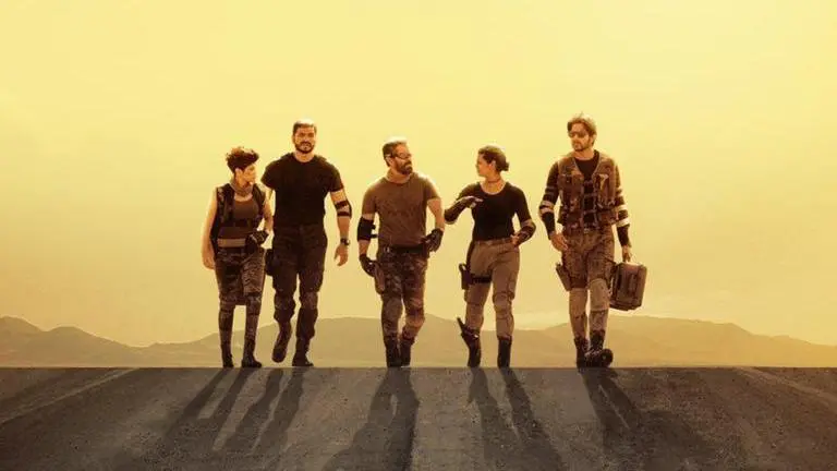 Vikram starrer Dhruva Natchathiram poster out on Chiyaan's birthday Vikram