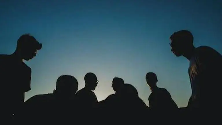 How peer pressure affects the mental health of students? Psychologist shares key points peer pressure