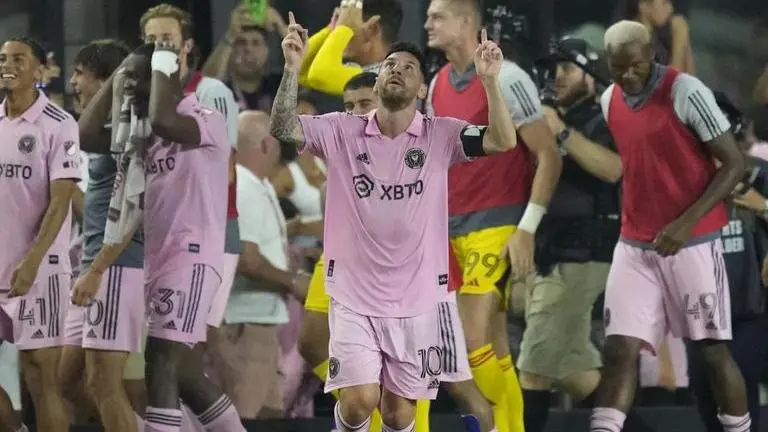 Netizens find fascinating 'evidence' that Lionel 'Messi was sent by God definitely' Netizens find fascinating 'evidence' that Lionel 'Messi was sent by God definitely'