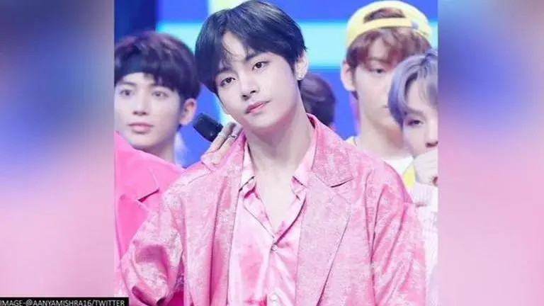 BTS: This is how member V, who tested COVID positive, spent his Valentine's Day bts