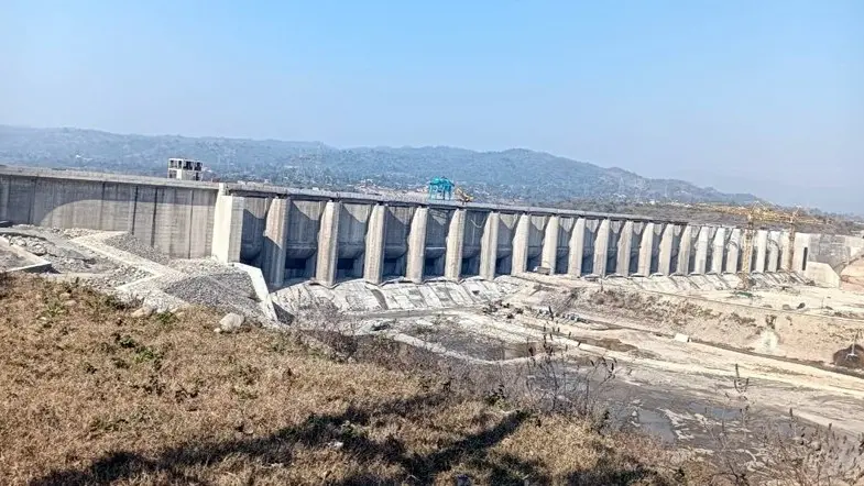 Shahpurkandi Barrage.