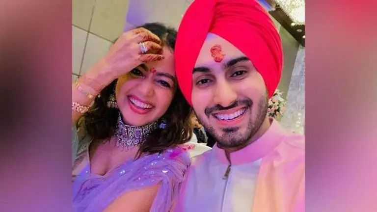 Rohanpreet Singh wishes his 'life in last one year' Neha Kakkar happy anniversary neha kakkar