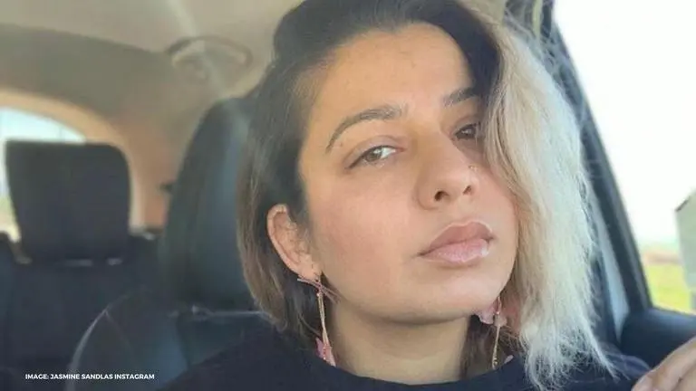 Jasmine Sandlas speaks about stage fright; says fans' love keeps her driven Jasmine Sandlas