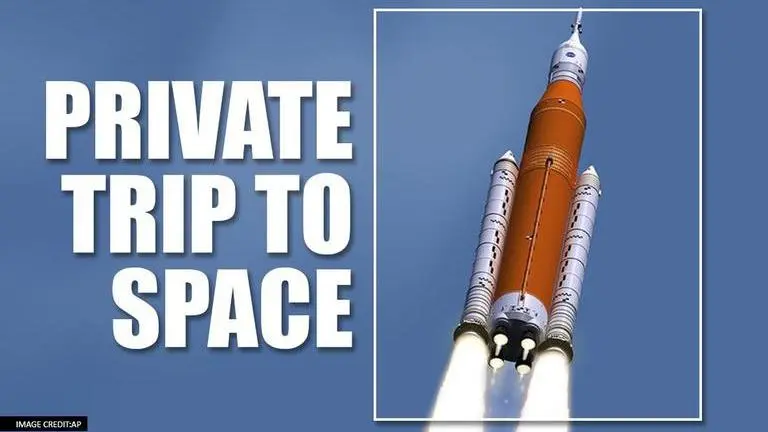 SpaceX plans to send tourists to International Space Station by 2021 SpaceX