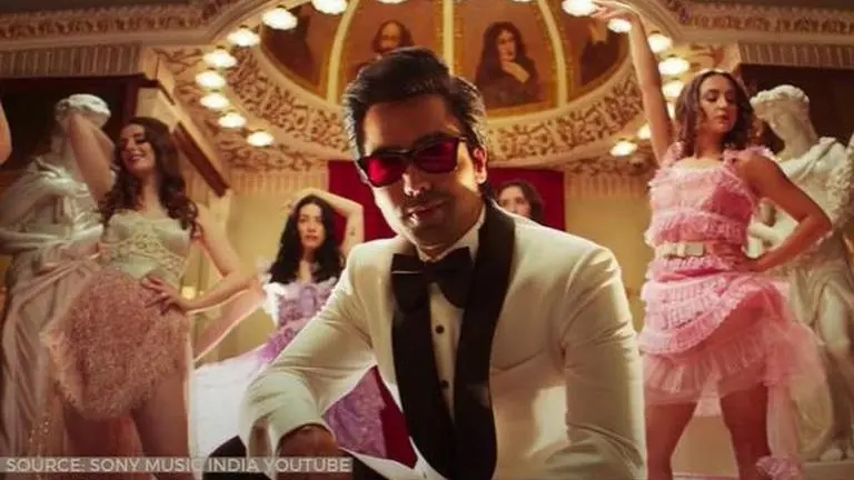 Times Harrdy Sandhu made special appearance in Bollywood songs; Watch Harrdy Sandhu