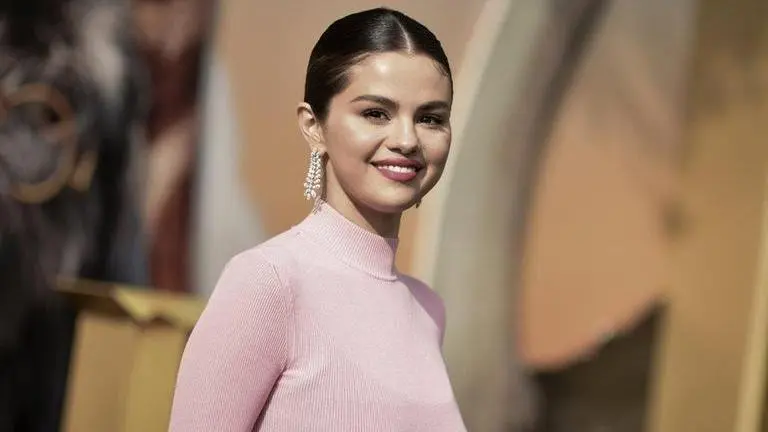 Selena Gomez shares how her upcoming documentary 'My Mind & Me' influenced her body image Selena Gomez