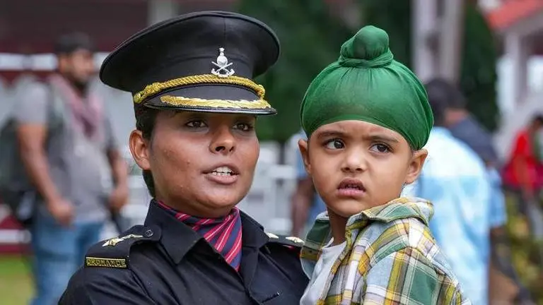 Motherhood or nationhood? Lt Harveen Kaur answers as lady cadets commissioned into Army Harveen Kaur