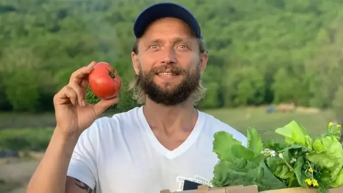 Russian Influencer Sentenced 8 Years in Prison After Newborn Son Dies From Sunlight Diet Experiment Russian Influencer Sentenced 8 Years in Prison After Newborn Son Dies From Sunlight Diet Experiment