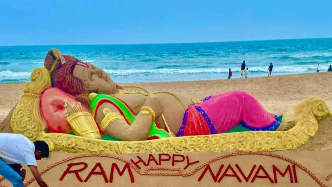 Sudarsan Pattnaik creates special sand art on the occasion of Ram Navami
