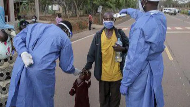 Burundi refugees start returning home from Rwanda Burundi refugees start returning home from Rwanda