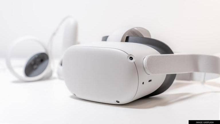 Oculus R Quest Pro Oculus Quest Pro VR headset might launch soon, videos leak online ...