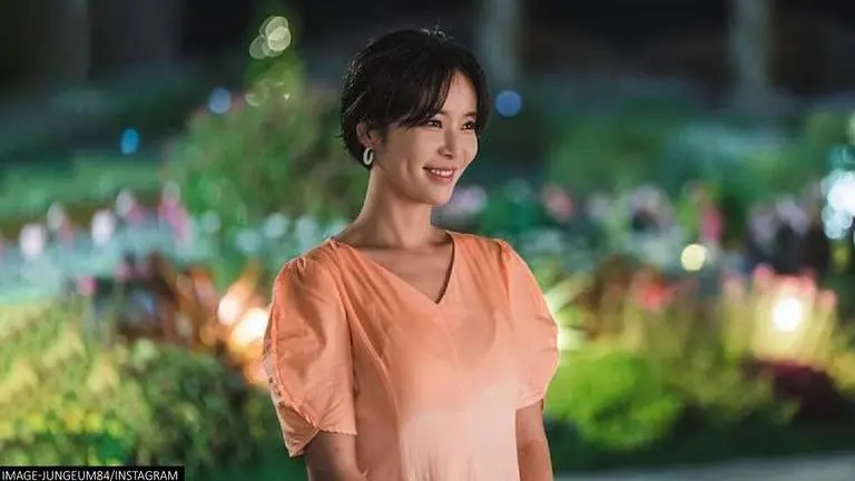 South Korean actor Hwang Jung Eum expecting second child post reconciliation with husband Hwang Jung Eum