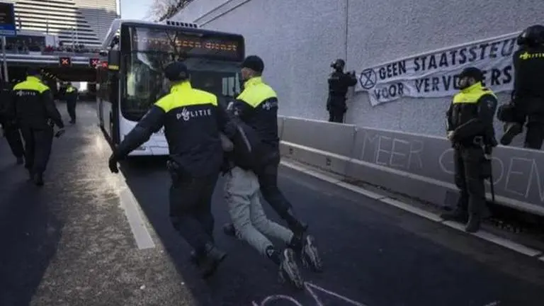 Over 1,500 Extinction Rebellion protestors detained in Netherlands for blocking highway The Hague