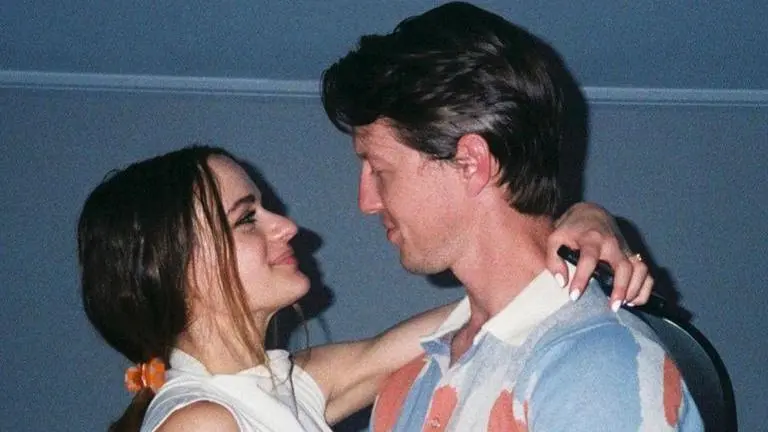 Kissing Booth actress Joey King, director Steven Piet get married in Spain Joey King