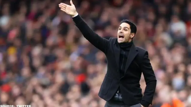 Premier League pundits react furiously to FA delaying suspension amid Coronavirus chaos Premier League