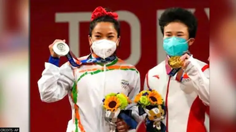 Mirabai Chanu, Hoi Zhuihui