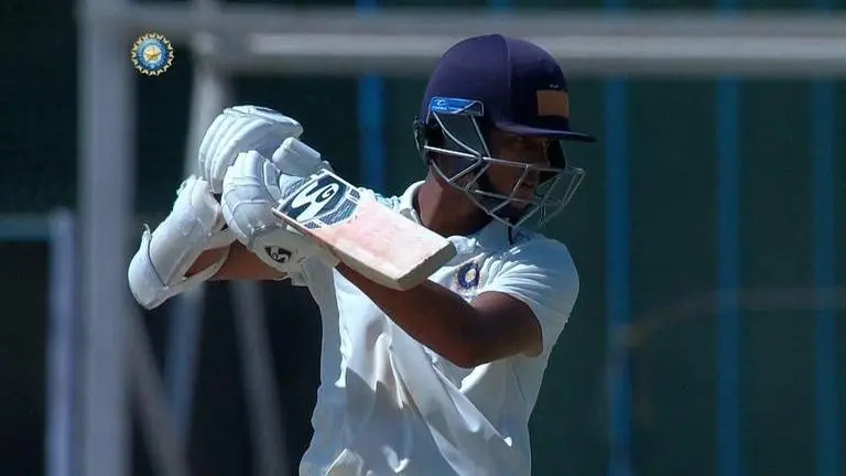 Duleep Trophy final: Why did skipper Ajinkya Rahane send Yashasvi Jaiswal off the field? Yashasvi Jaiswal,Duleep Trophy final