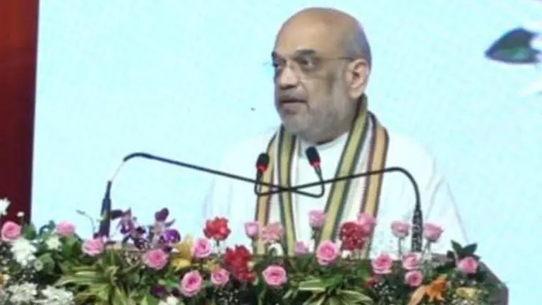 Shah lays foundation for projects in Kutch, appreciates BSF for their contribution Amit SHah