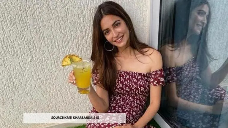 Kriti Kharbanda makes funny poses for camera, realises it is a video Kriti Kharbanda