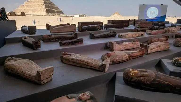 Egypt reveals details of coffins, statues in Saqqara