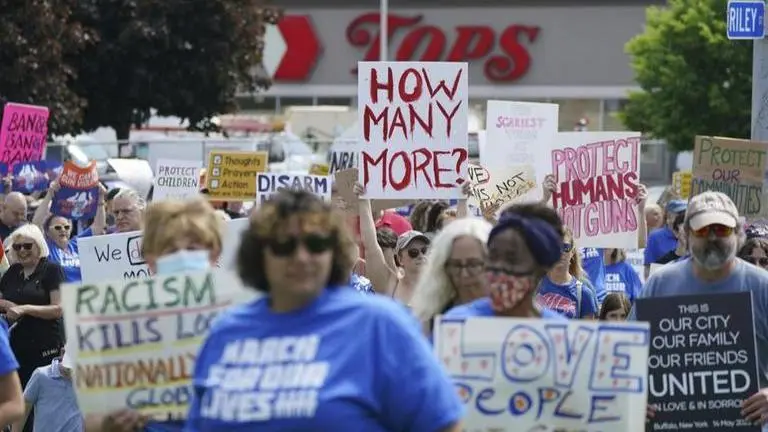 US: Anti-gun violence rally in Washington marred by panic after man yells 'I am the gun' US