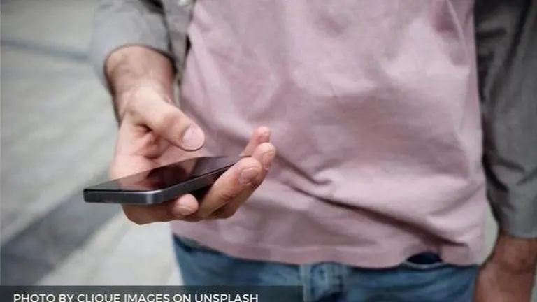 Hike vs Signal app rankings: Here are the reasons as to why users choose Signal over Hike hike vs signal