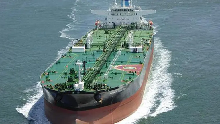 UK security forces detain 7 stowaways planning to 'hijack' an oil tanker off Isle of Wight UK security forces successfully detain 7 stowaways