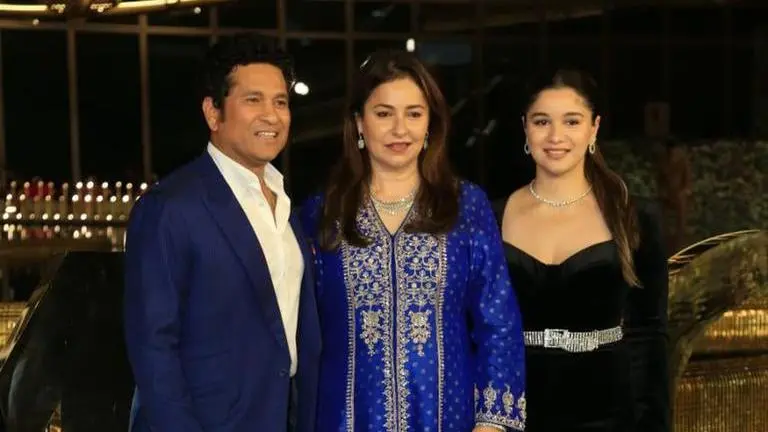 Sachin Tendulkar, Anjali Tendulkar and Sara Tendulkar