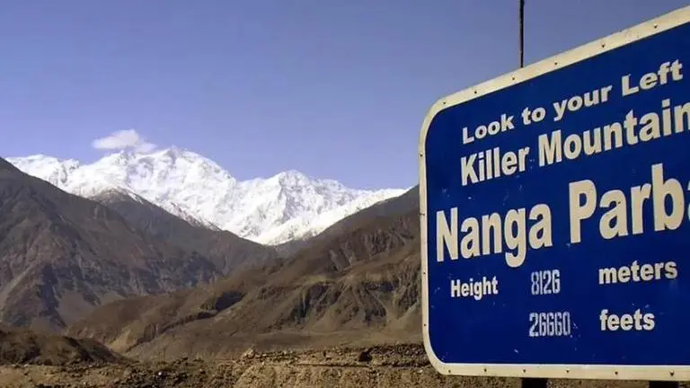 Polish climber dies after scaling Pakistan’s ‘killer mountain’ Nanga Parbat Pakistan's Nanga Parbat