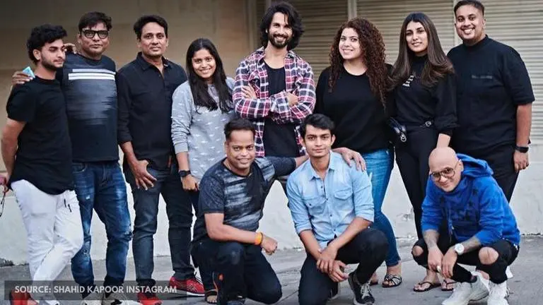 Shahid Kapoor introduces everyone to team 'Jersey', expresses 'can't do it without them' Shahid Kapoor