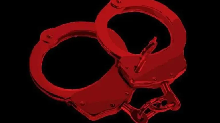 Karnataka police registers case against three for threatening Welfare Department officer Karnataka