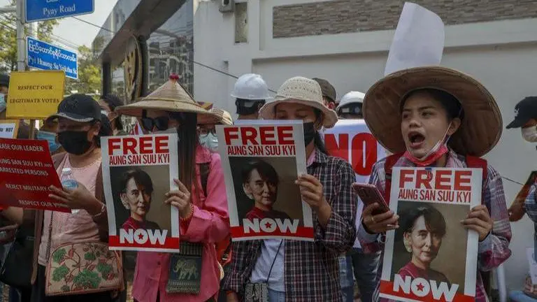 Indonesia presses regional effort to resolve Myanmar crisis Indonesia presses regional effort to resolve Myanmar crisis