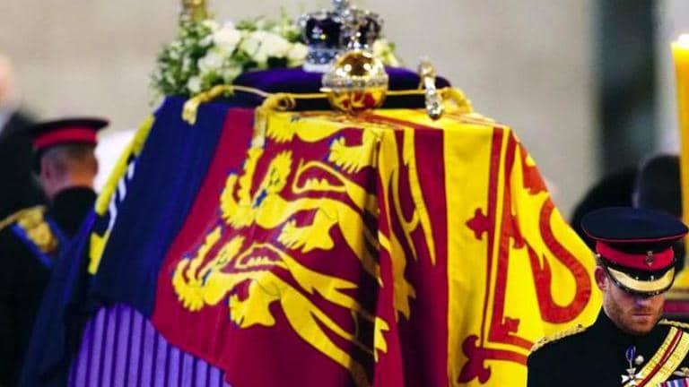 UK: Queen Elizabeth II buried at St. George's Chapel | Republic World