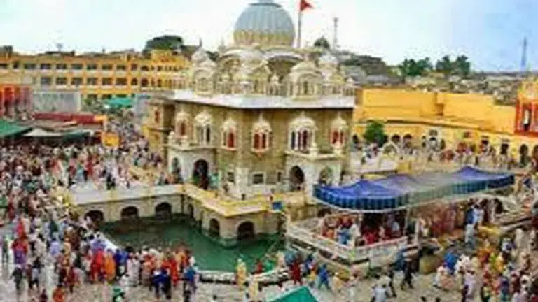 Attack on Nankana Sahib Gurdwara: SGPC to send 4-member delegation to Pak Nankana Sahib