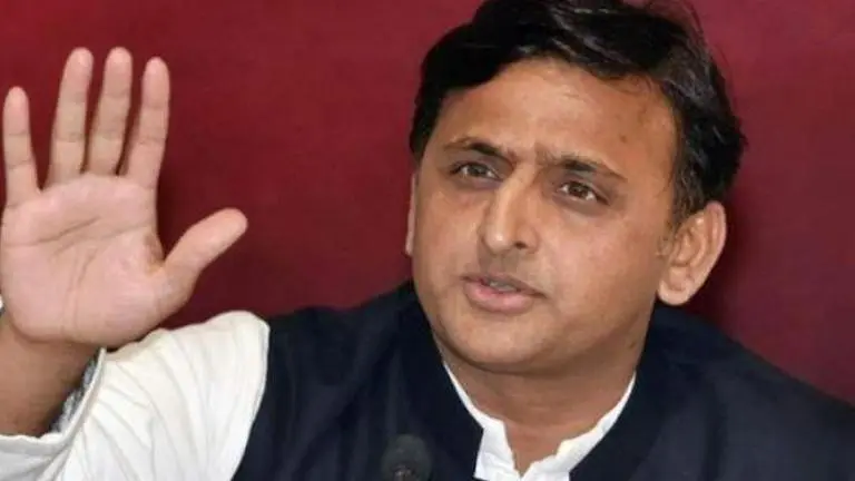 Akhilesh Yadav asks UP govt to provide food to children hit by lockdown