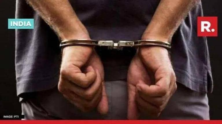 Man stabbed to death in southwest Delhi, accused arrested | Republic World
