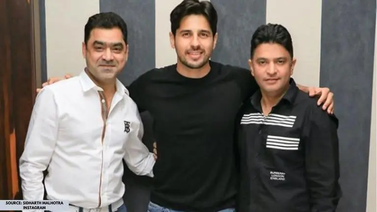 Sidharth Malhotra teams up with 'Kabir Singh' makers for his next Tamil remake; Deets Sidharth Malhotra