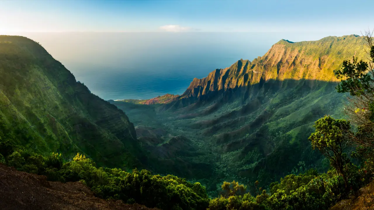 Reasons why you should visit Hawaii at least once in your lifetime Interesting facts of Hawaii