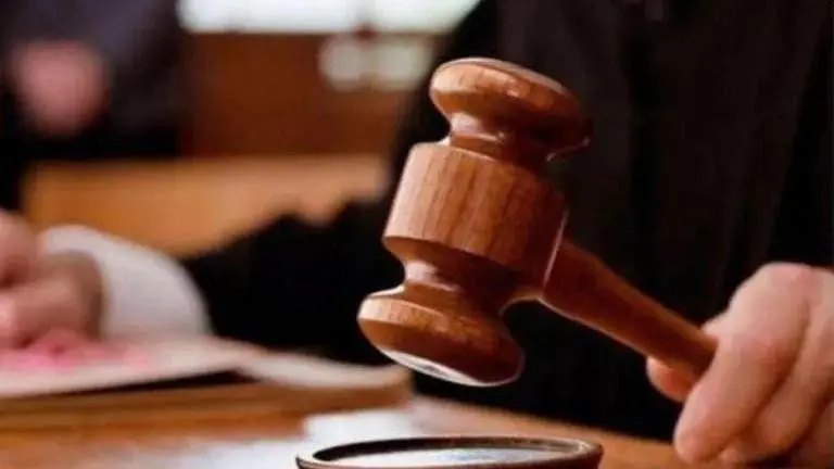 US Judge backs penalties against county in voting machine case