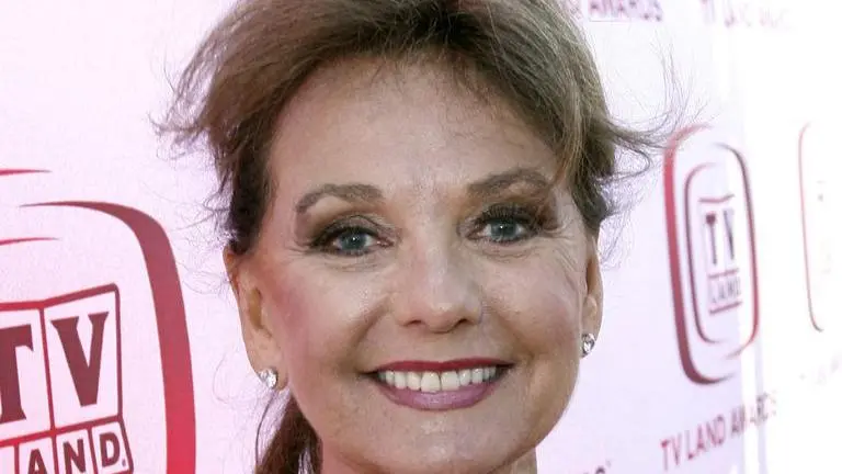 'Gilligan's Island' star Dawn Wells dies, COVID-19 cited